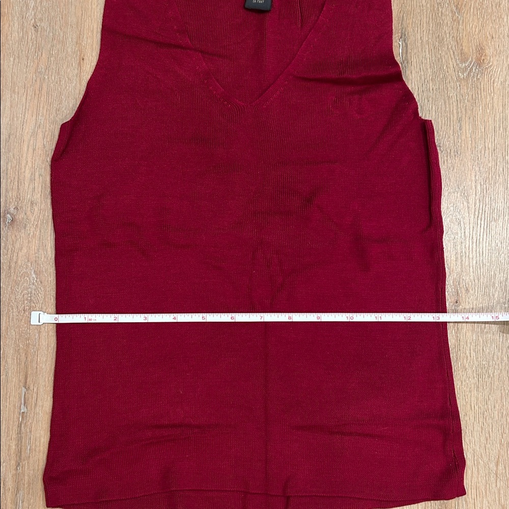 100% silk sleeveless top - Picture 2 of 4
